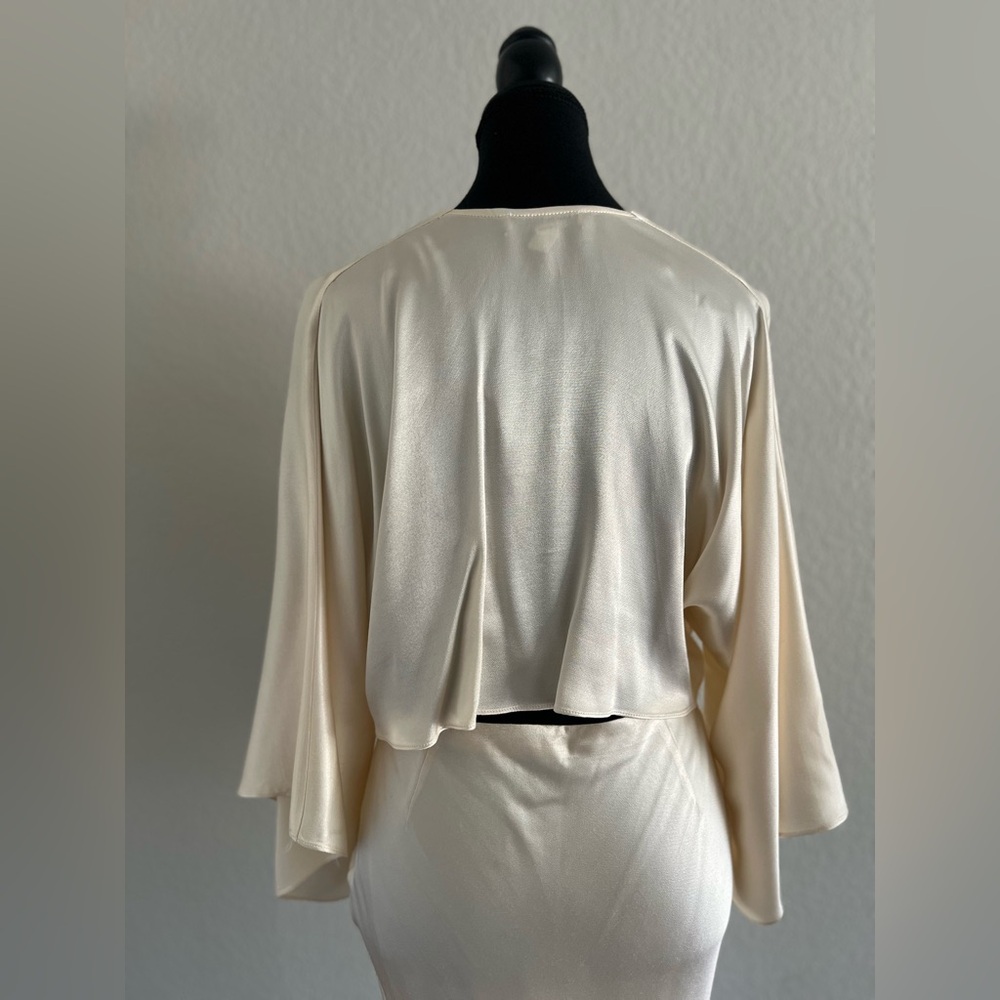 Shona Joy Elegant Cream Tie-Front Midi Dress - Picture 12 of 16